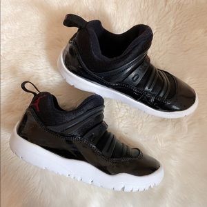 Preschoolers Jordan retro 11 little flex